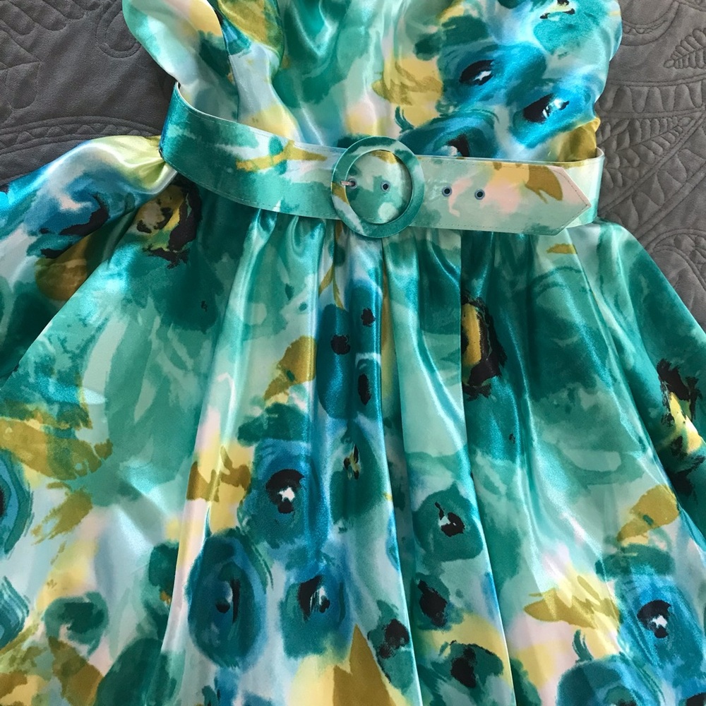 BRAND NEW CHARLOTTE RUSSE DRESS - Picture 2 of 8